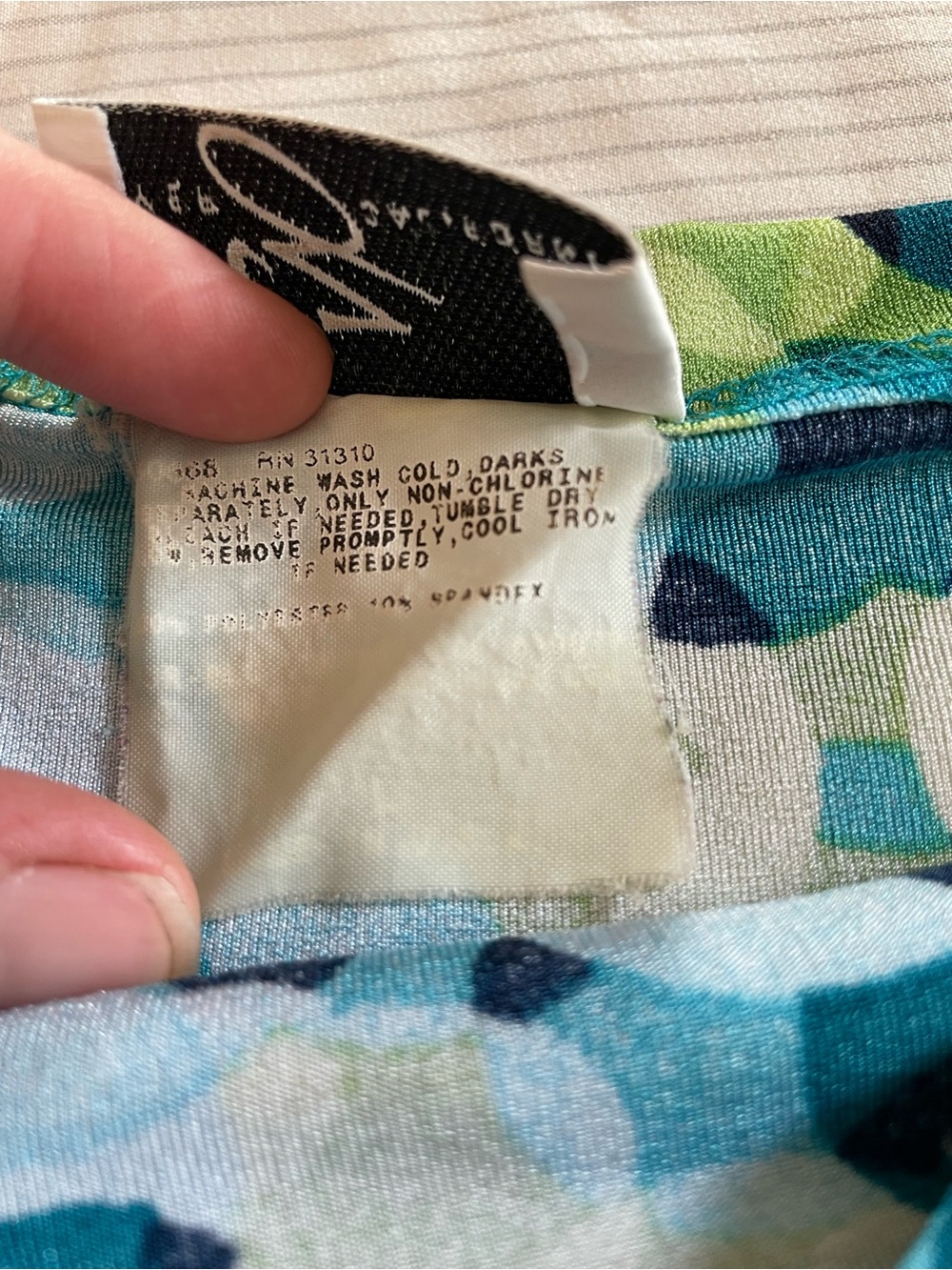 Y2K IZ Byer tank top - Picture 3 of 4